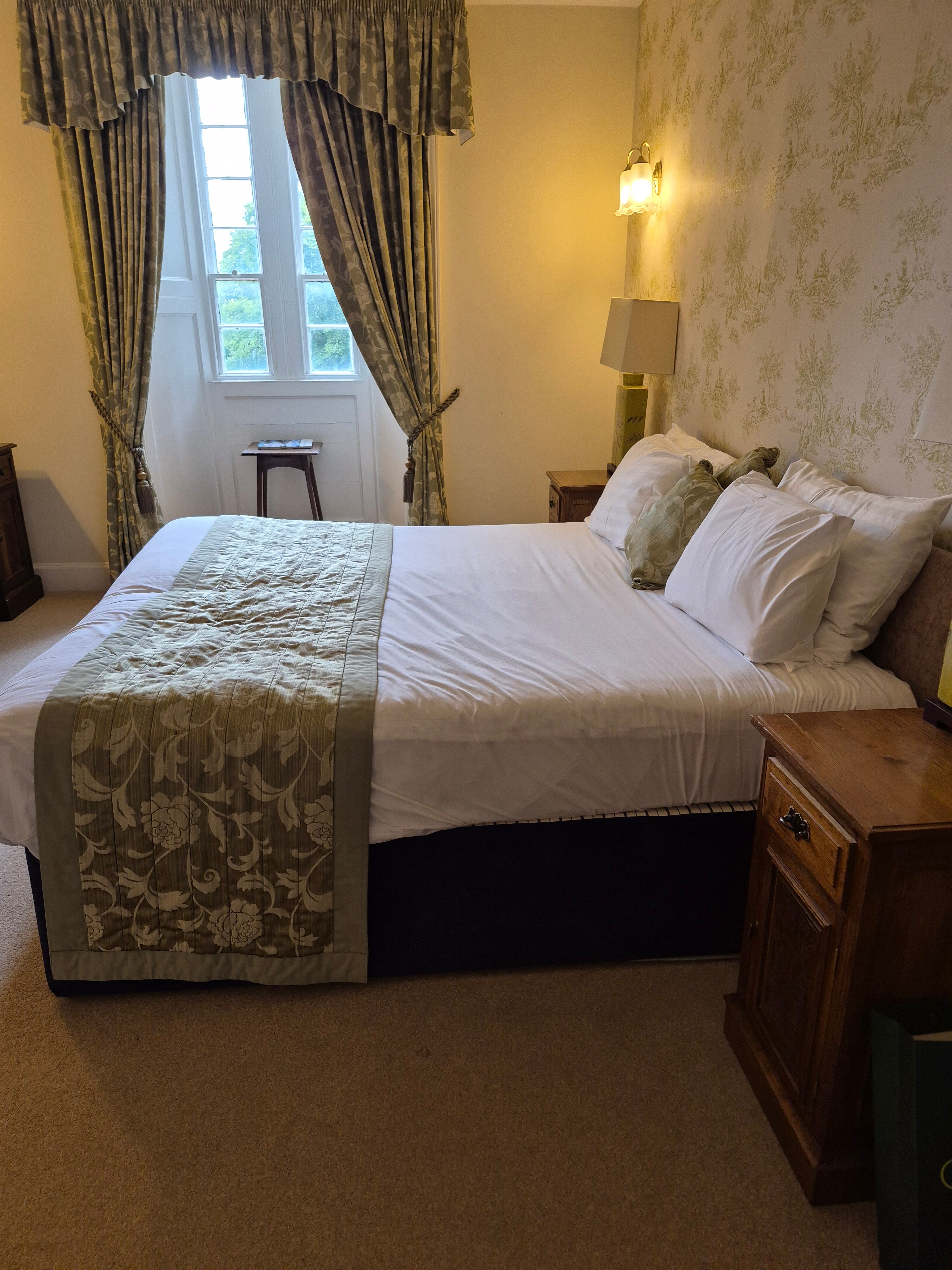 奥特伯恩塔酒店-官方