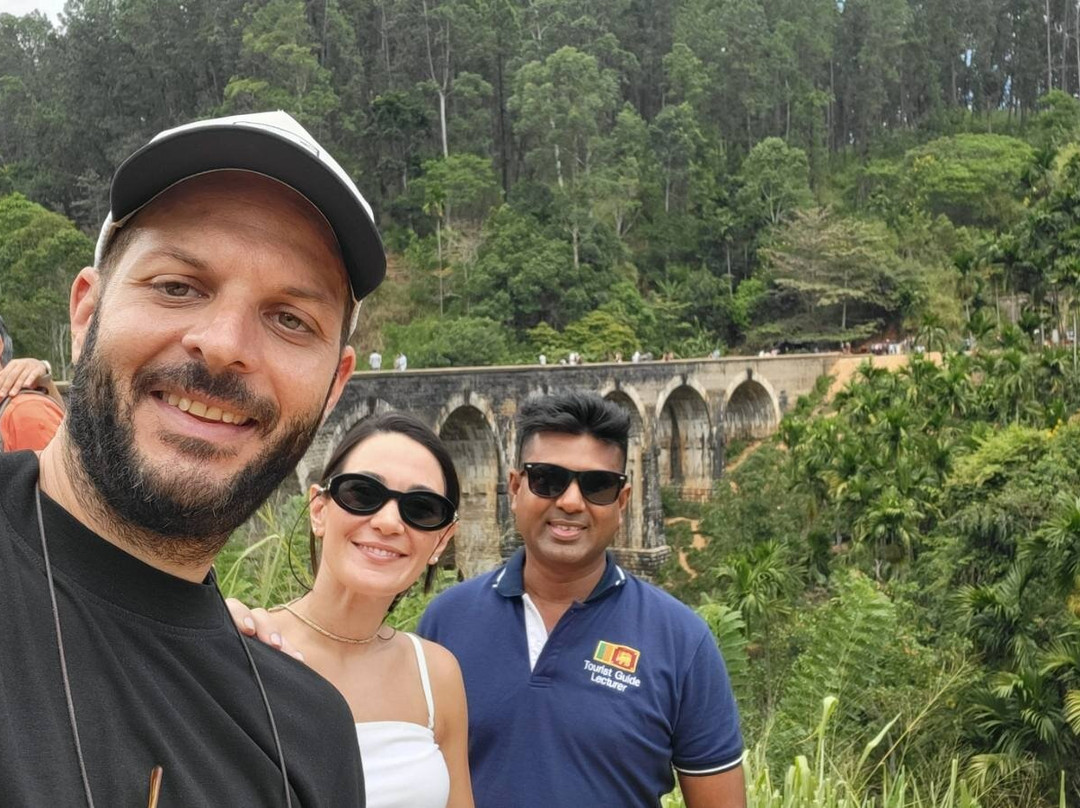 HOLIDAY WORLD TRAVEL SRI LANKA-Ragama必去景点