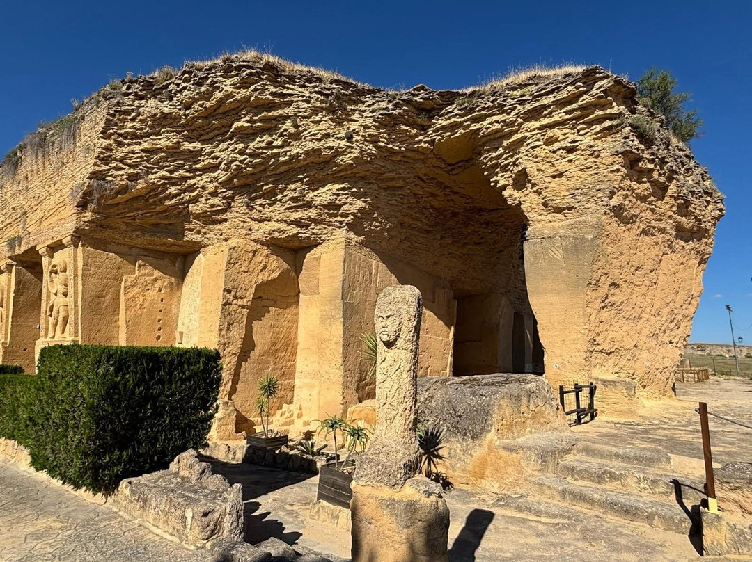 El Coto Las Canteras-Osuna必去景点