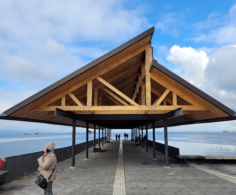 Sentados Frente al Mar-蒙特港必去景点