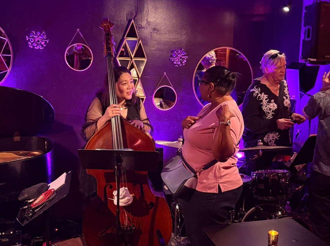 Maureen's Jazz Cellar-Nyack必去景点