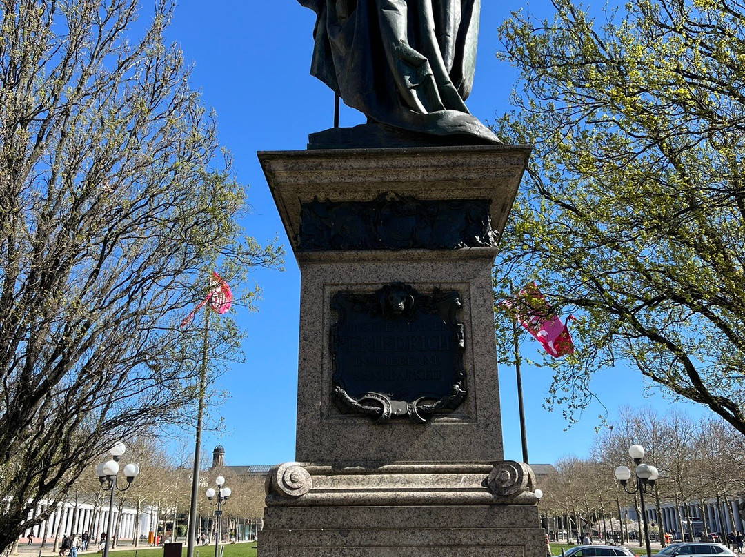 Kaiser-Friedrich-Denkmal-威斯巴登必去景点