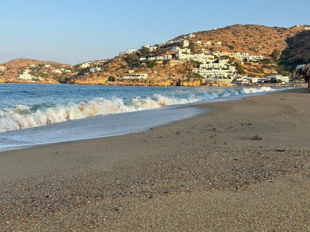 Mylopotas Beach-埃欧斯岛必去景点