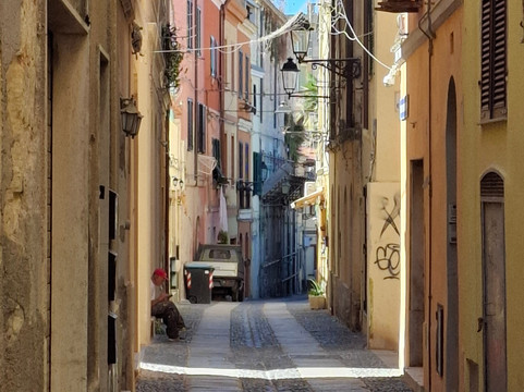 Centro storico-萨萨里省必去景点