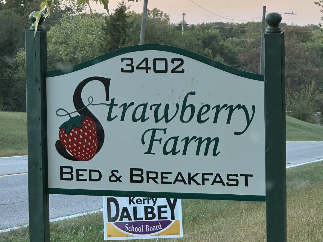 Strawberry Farm Bed & Breakfast主图