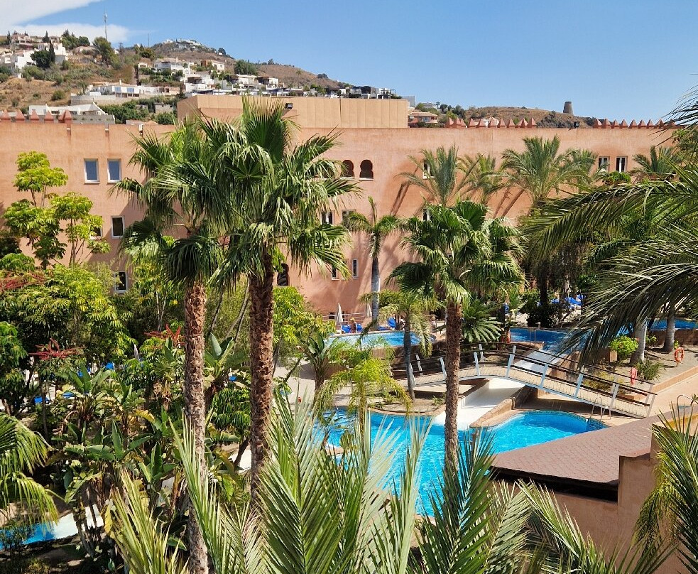 Playa La Calilla-Nijar必去景点