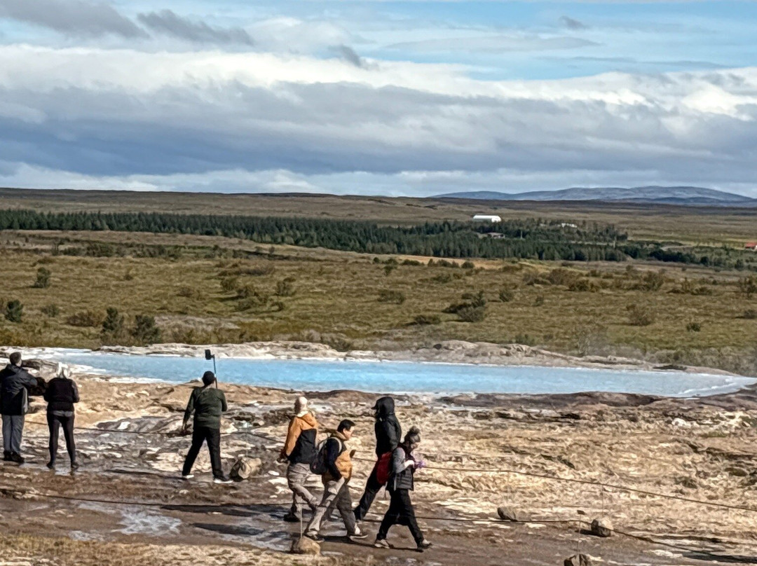 Blesi-Geysir必去景点