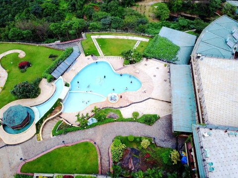 The Upper Deck 度假村-官方