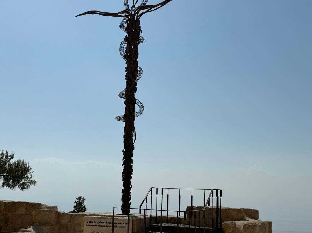 Memorial Church of Moses-米底巴必去景点