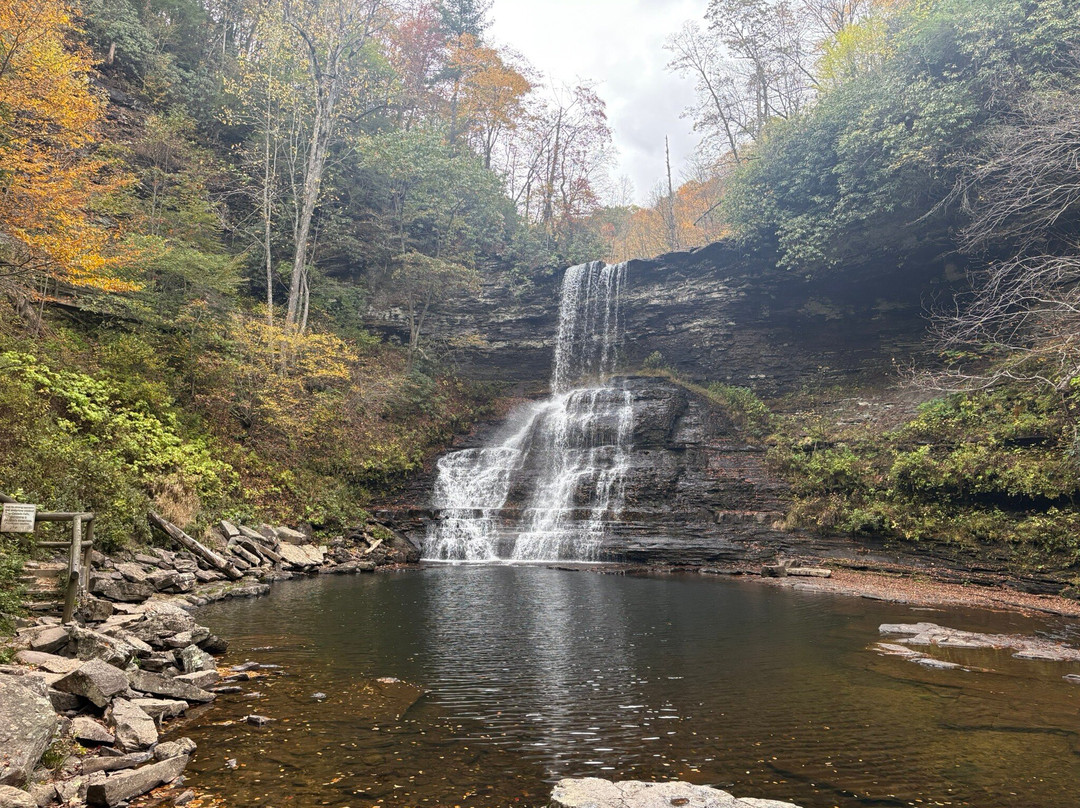 Cascades National Recreation Trail-Pembroke必去景点