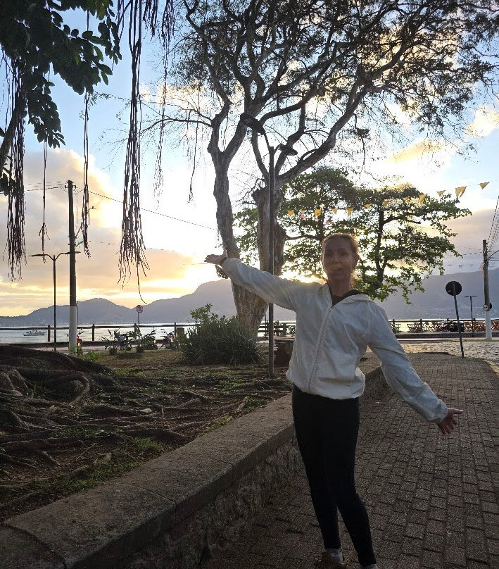 Saco da Capela Beach-伊利亚贝拉必去景点