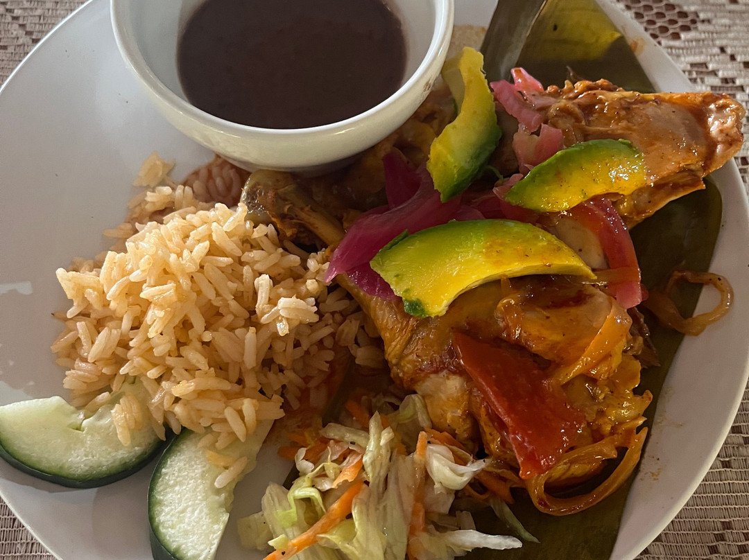 Lawson's Original Yucatan Excursions-Progreso必去景点