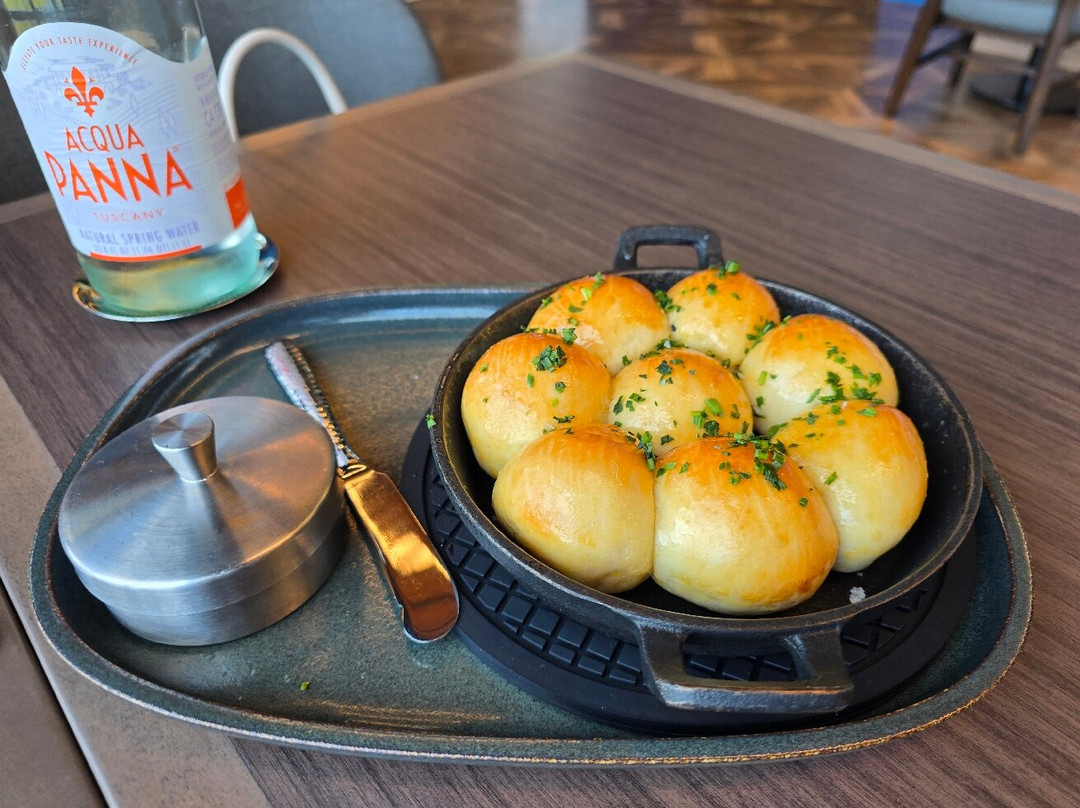 Ramsay's Kitchen By Gordon Ramsay