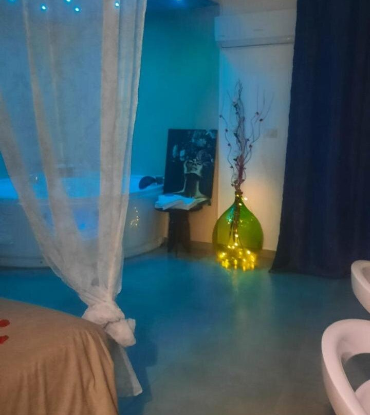 Capri House