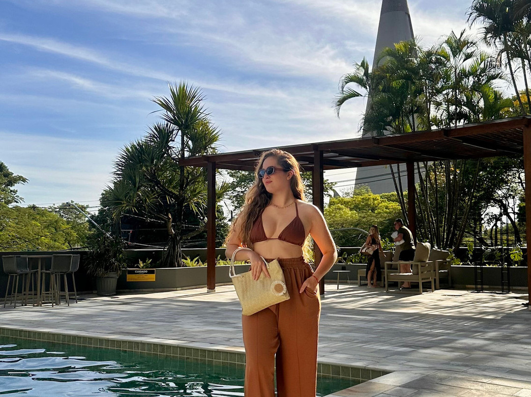 Hotel Deville Business Maringá主图