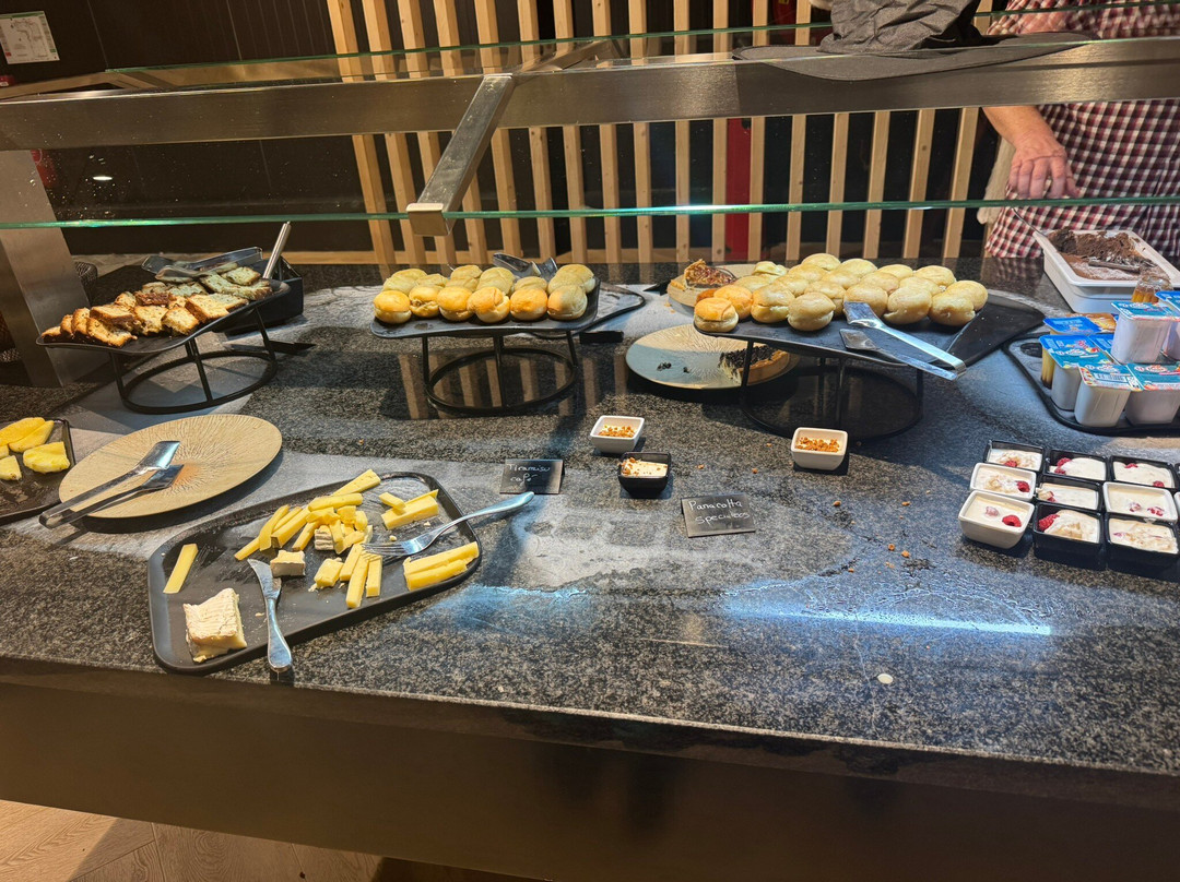 Le Buffet Planet Aire