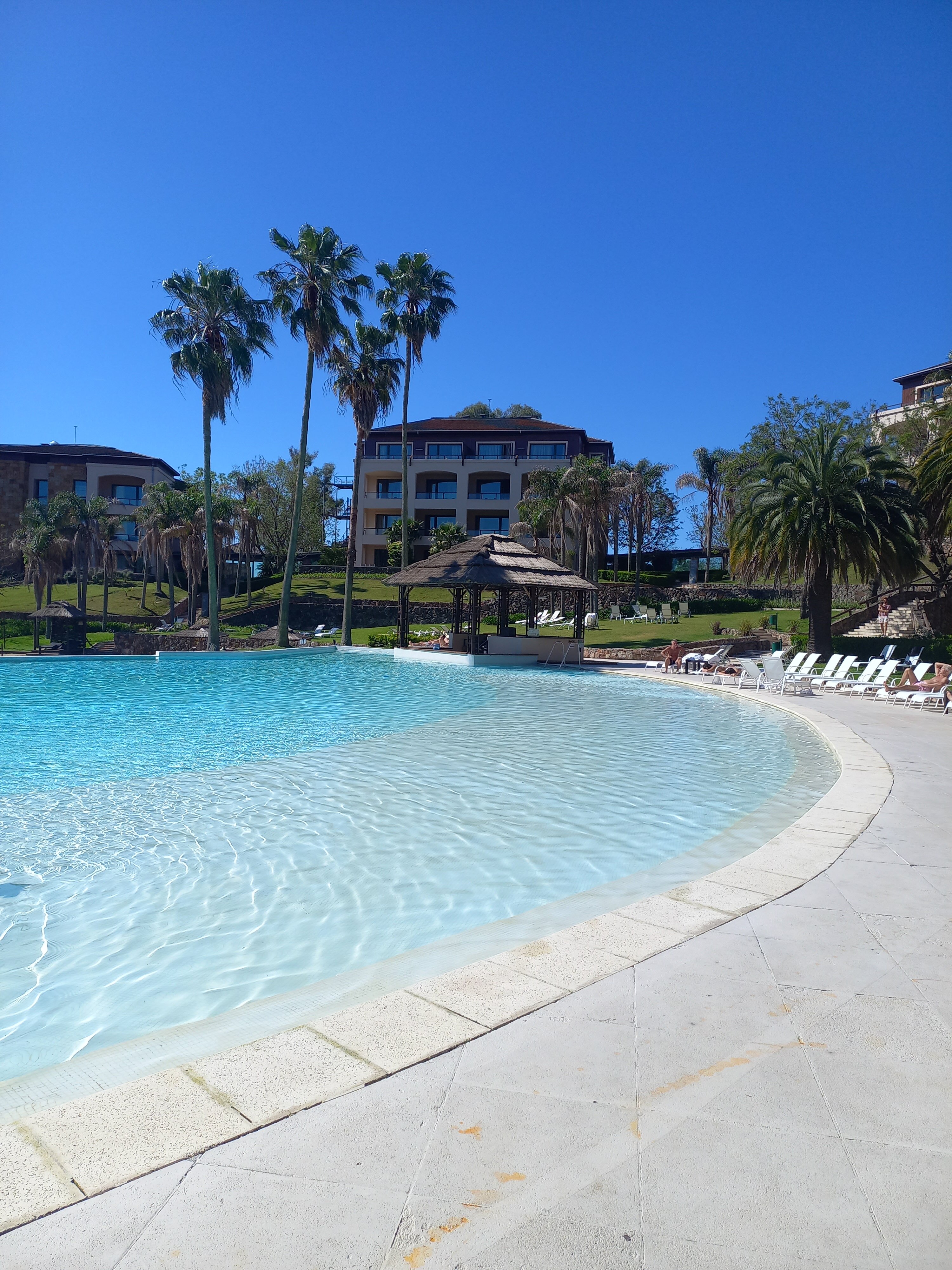 卡达雷斯索菲特酒店-泳池