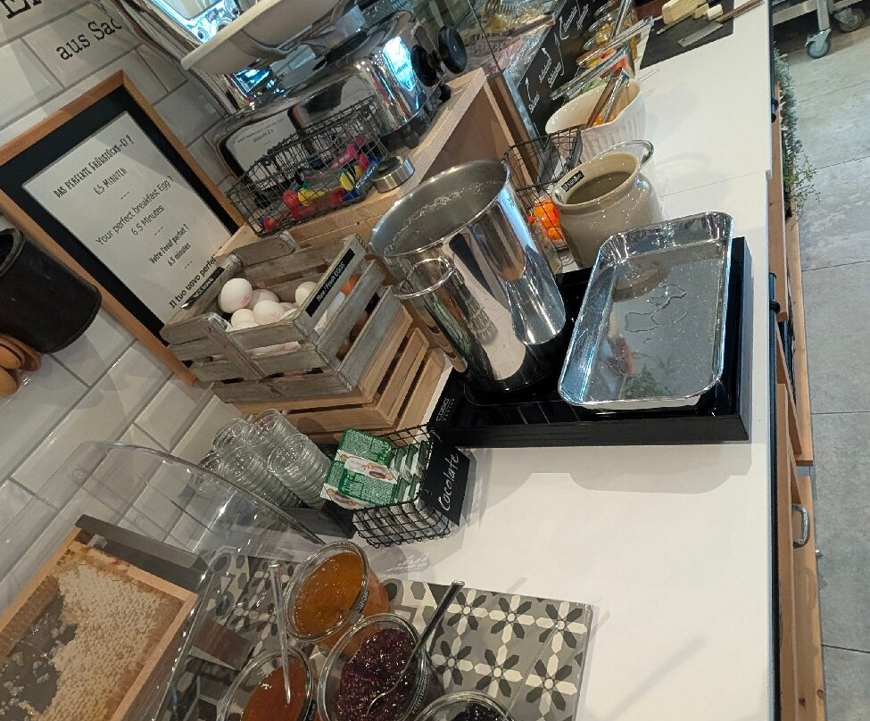 Emma's Hotel - Bed & Breakfast主图