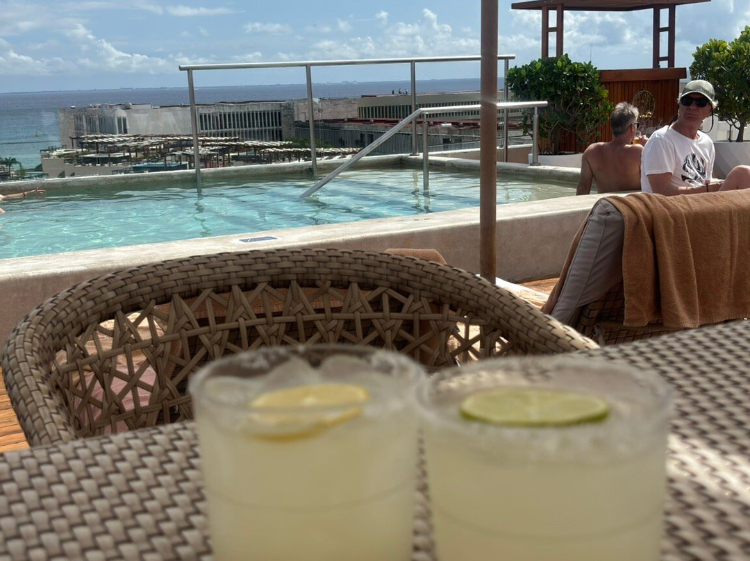 The Roof 28 - At The Reef 28-普拉亚德尔卡曼必去景点