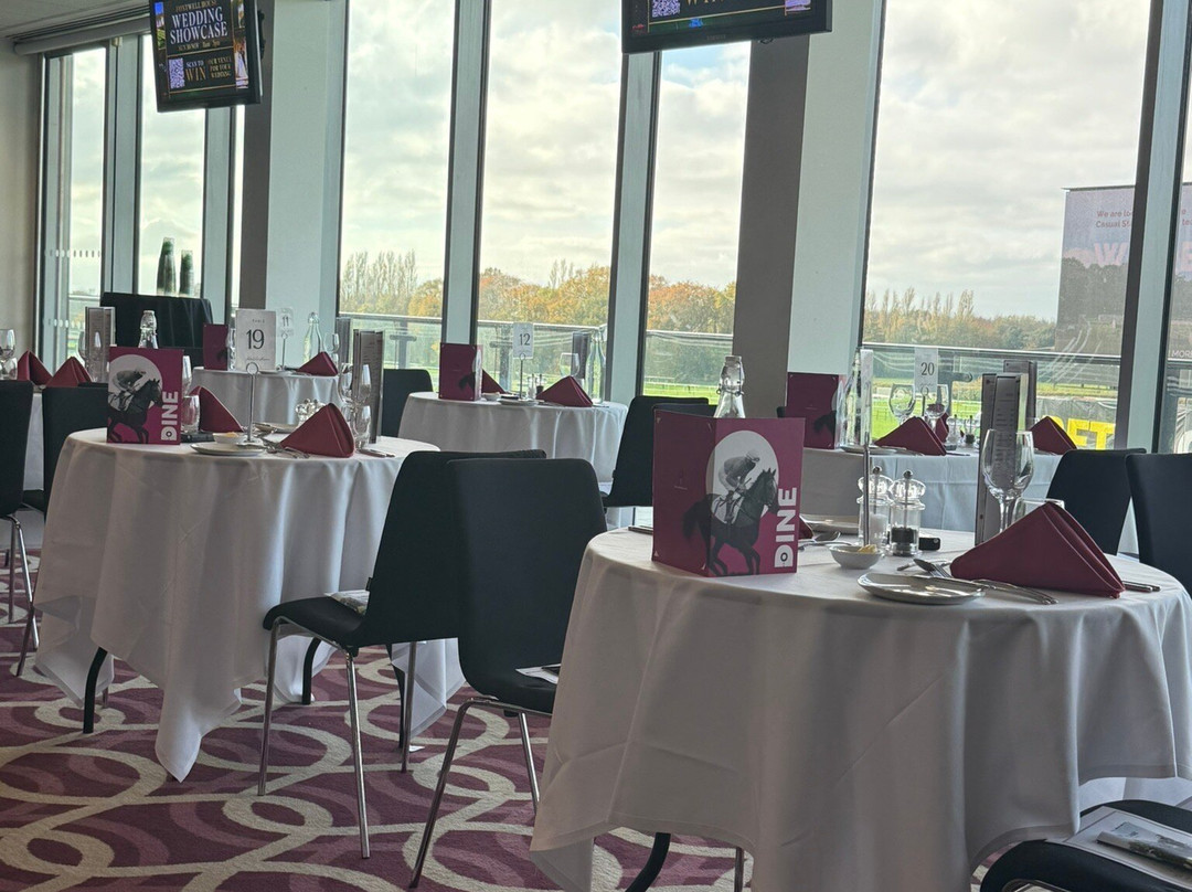 Fontwell Park Racecourse-Fontwell必去景点