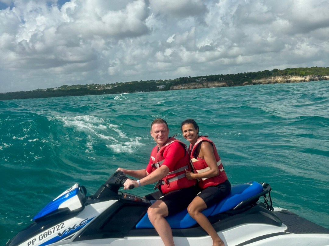 Atmosphère-Sainte-Anne必去景点