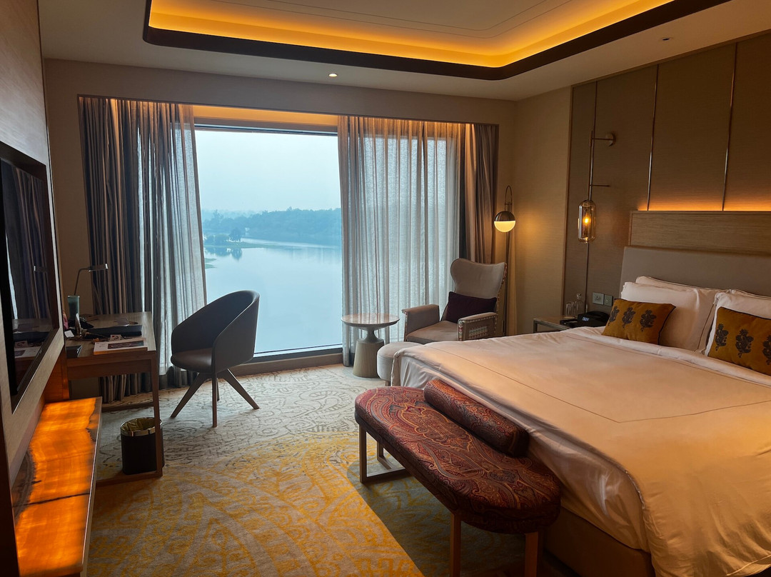 Taj Lakefront Bhopal主图