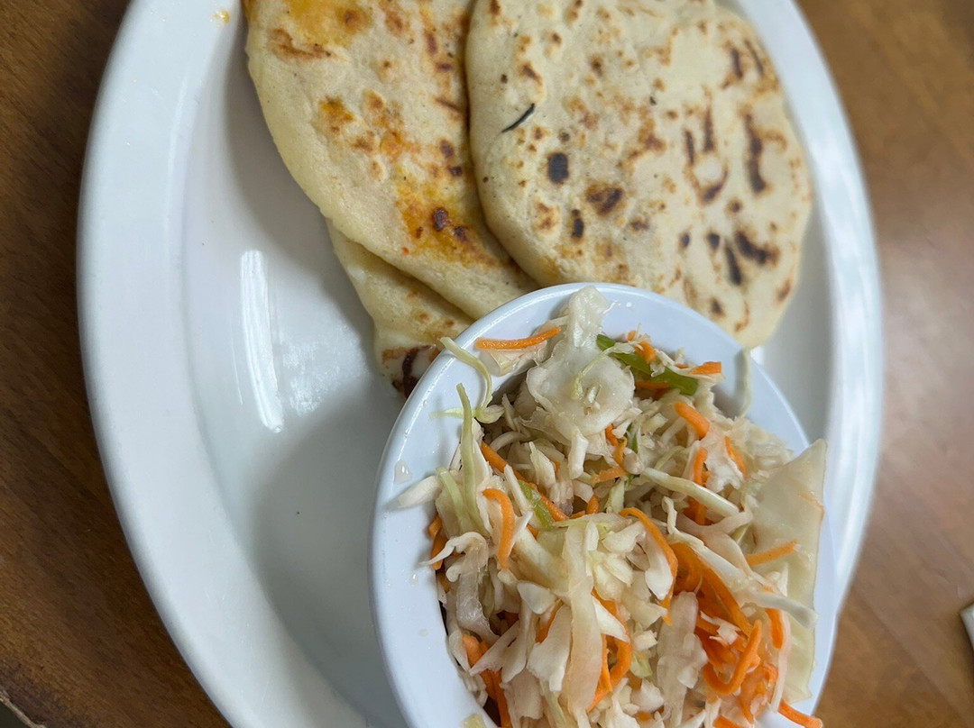 Samantha's Pupusas