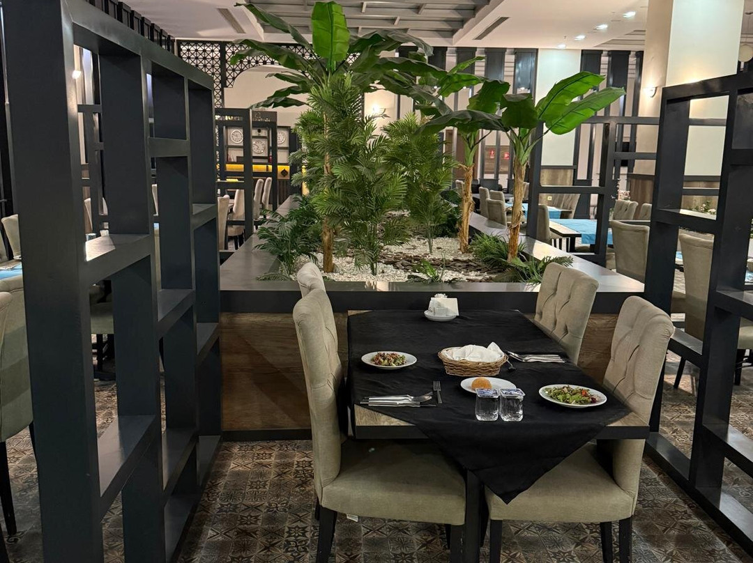 Kanyonvadi Hotel主图