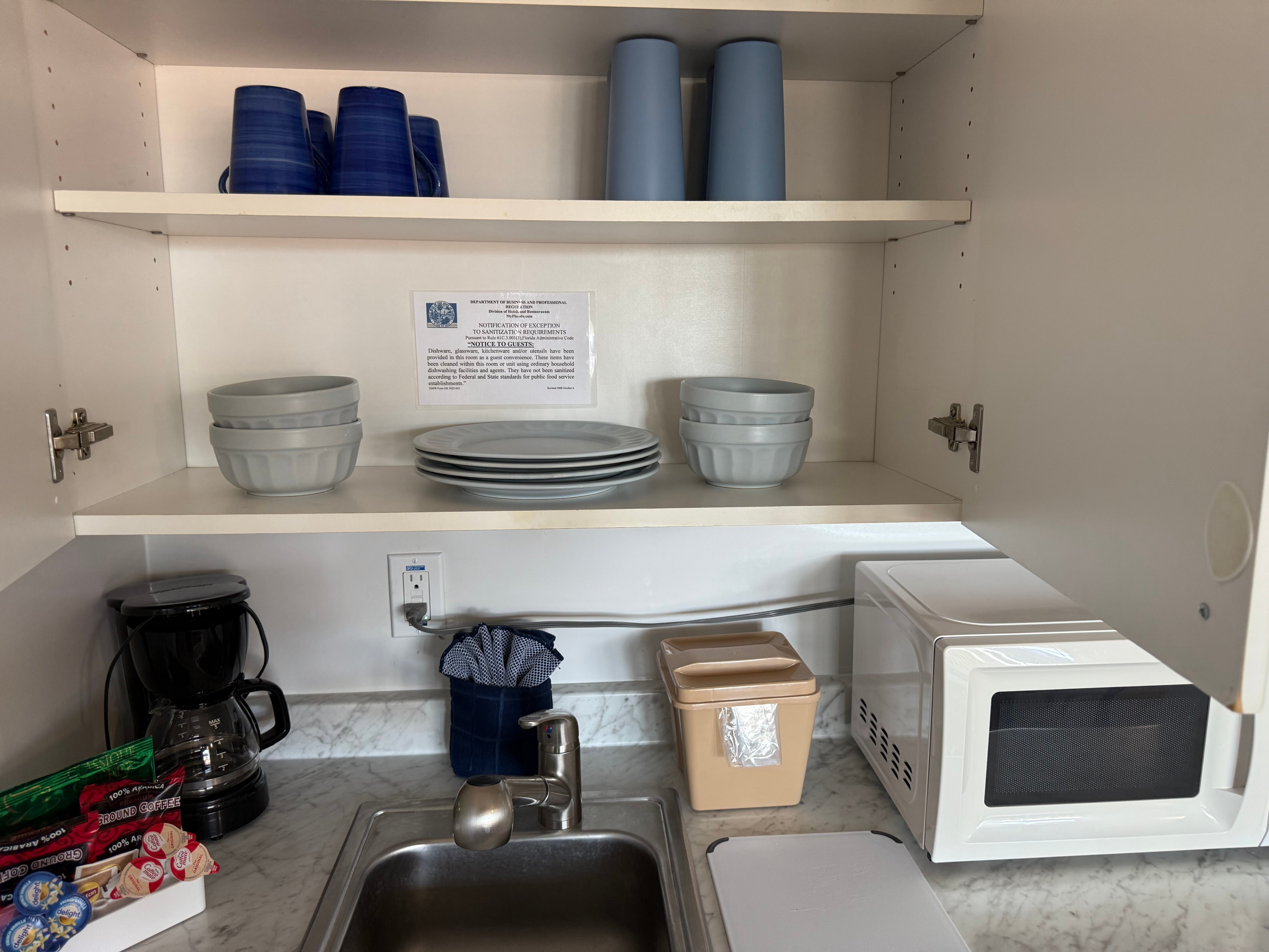 Barefoot Bay Resort and Marina-官方