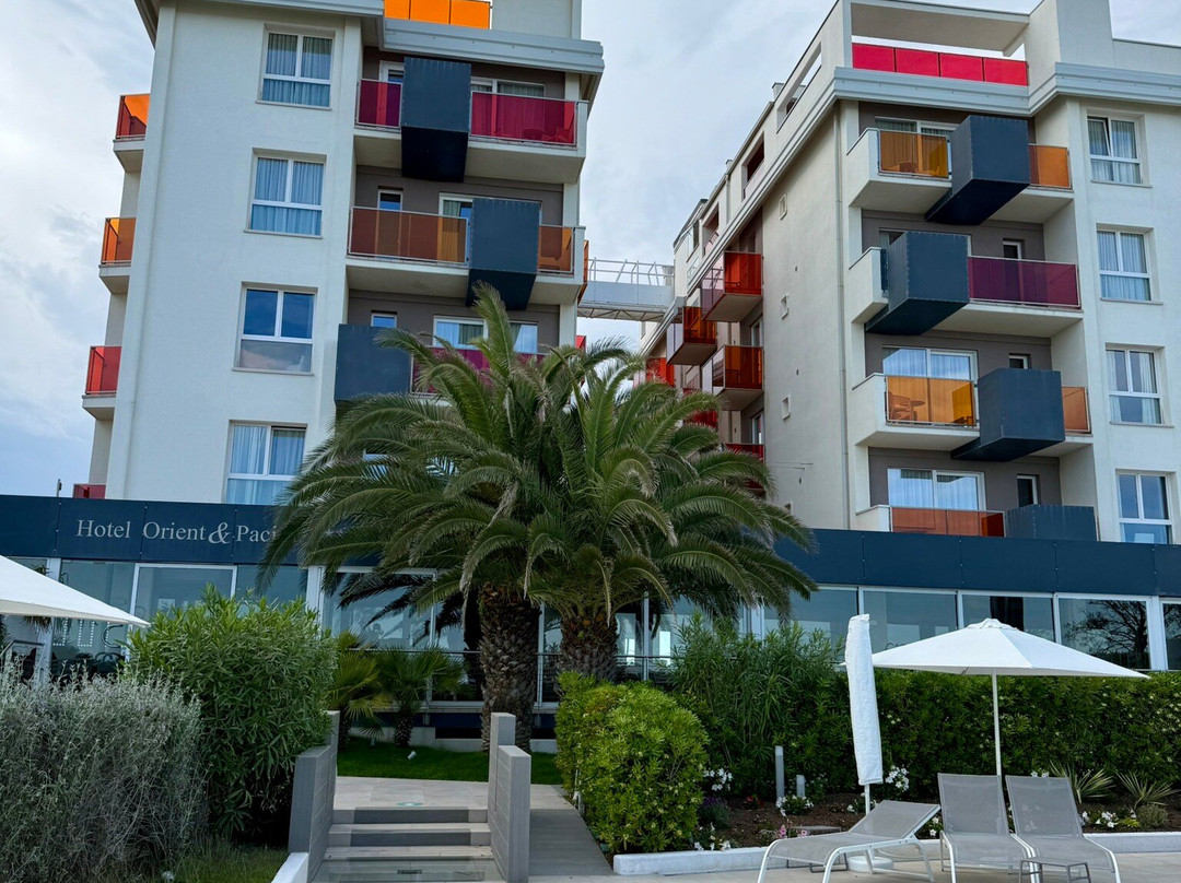 Hotel Orient & Pacific主图
