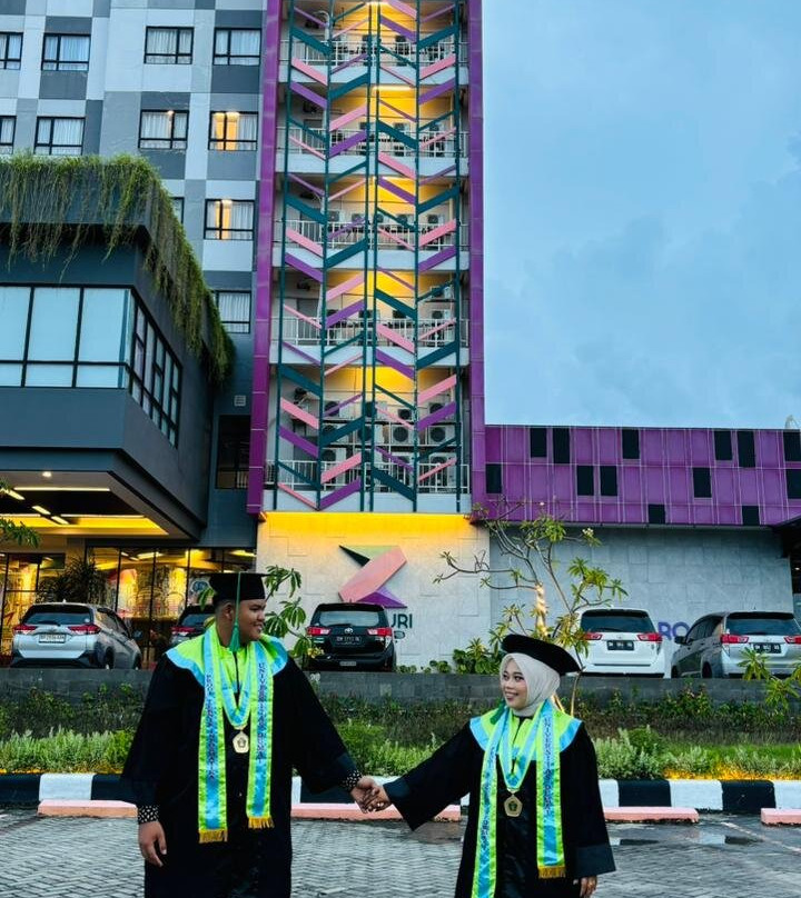 The Zuri Dumai主图