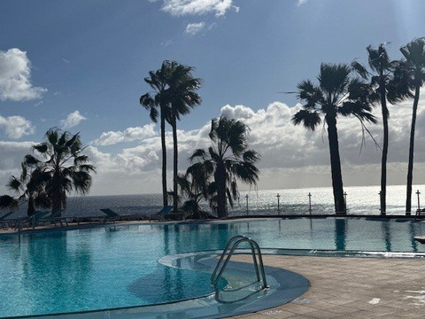 Robinson Esquinzo Playa主图