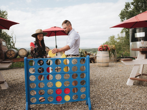 Spirit Hills Flower Winery-Millarville必去景点