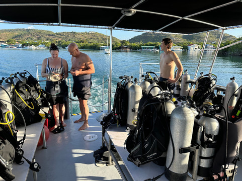 Paradise Scuba & Snorkeling Center-La Parguera必去景点