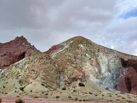 Valle Arcoiris-圣佩德罗-德阿塔卡马必去景点