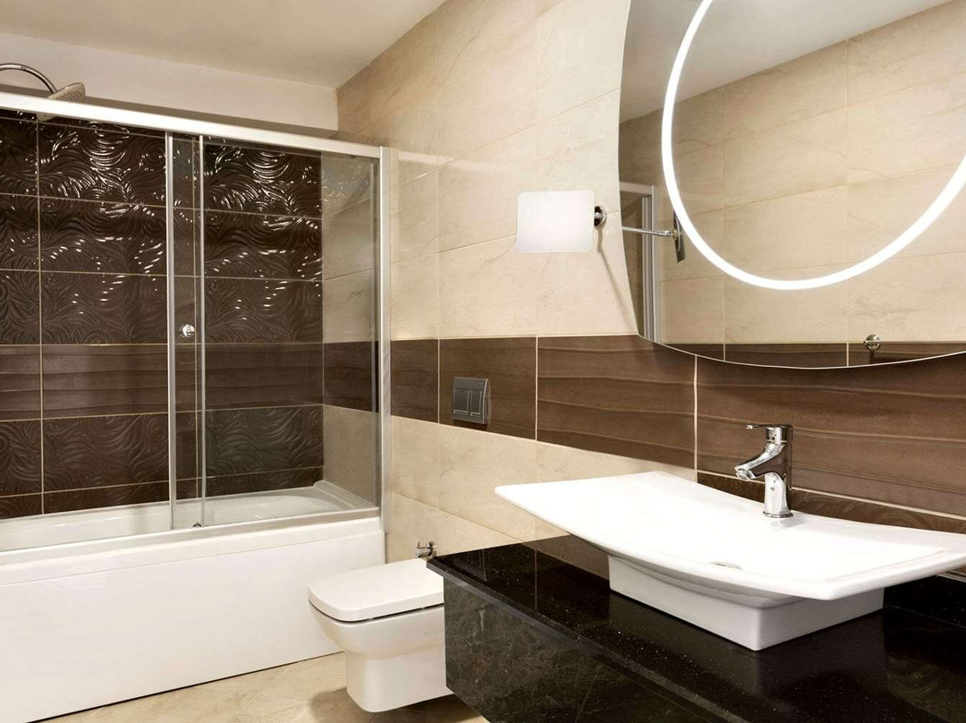 索马温德姆华美达酒店