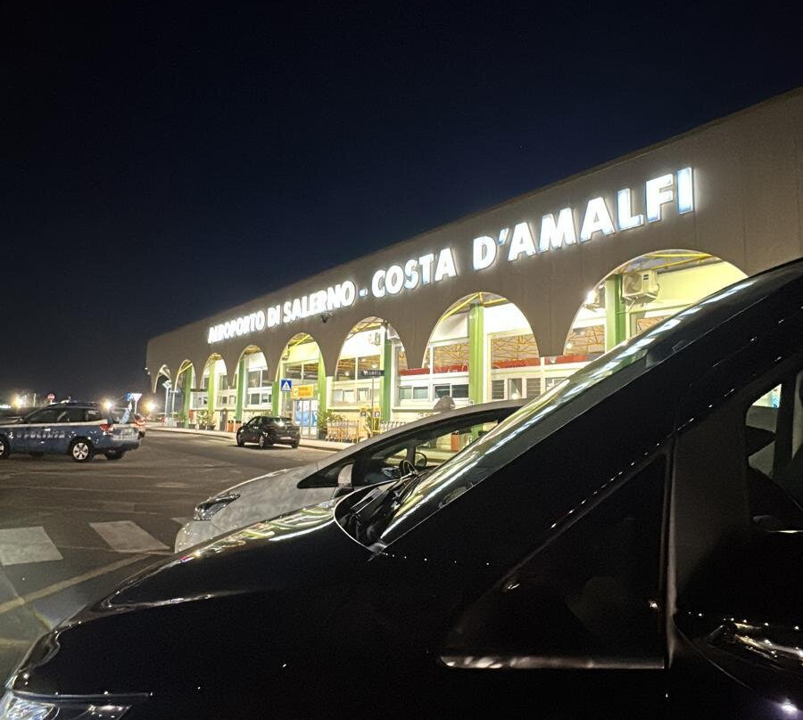 Amalfi Car Transfer di Di Gennaro Raffaele-康加德马里尼必去景点