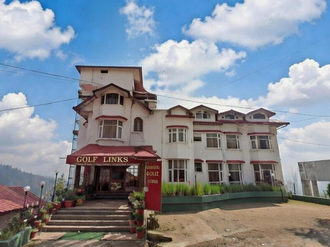5490 Golf Links Resort