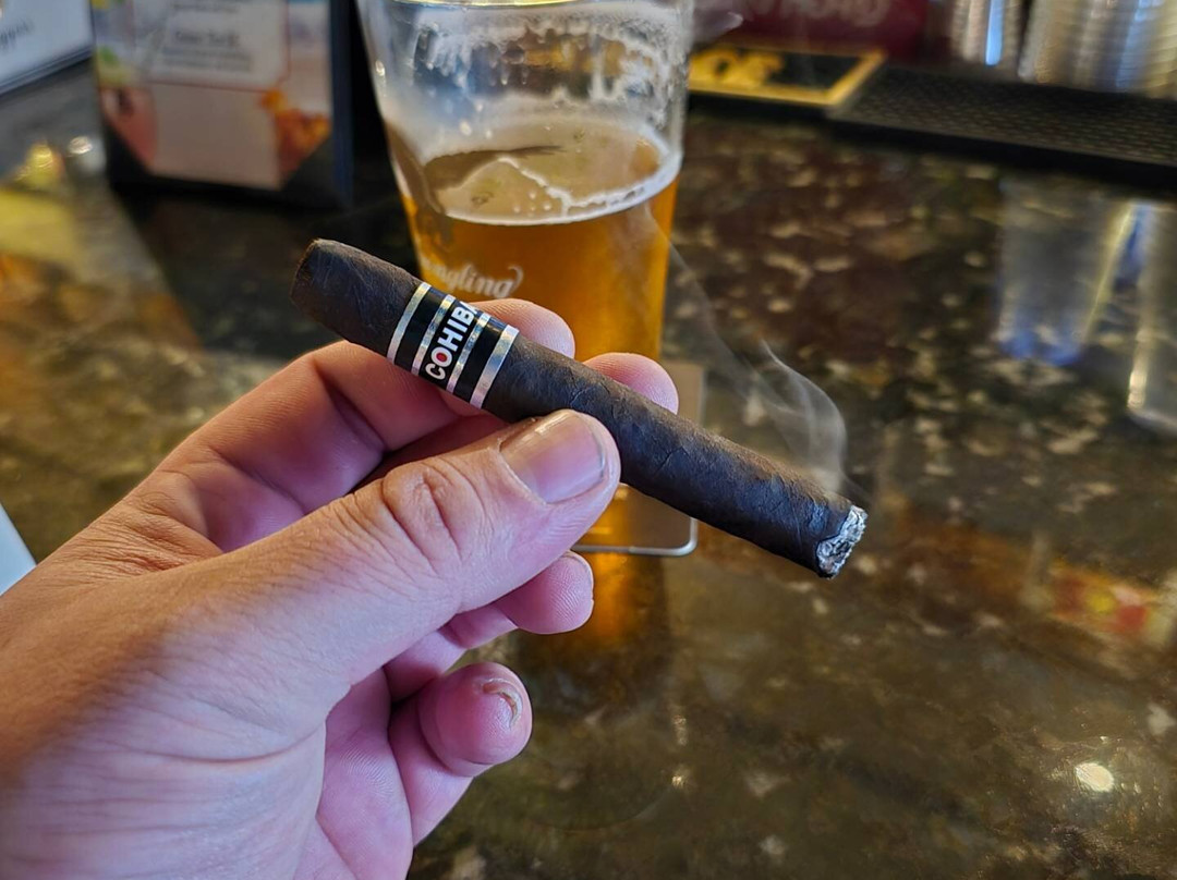 Beach Cigar and Hookah Lounge-劳德代尔堡必去景点