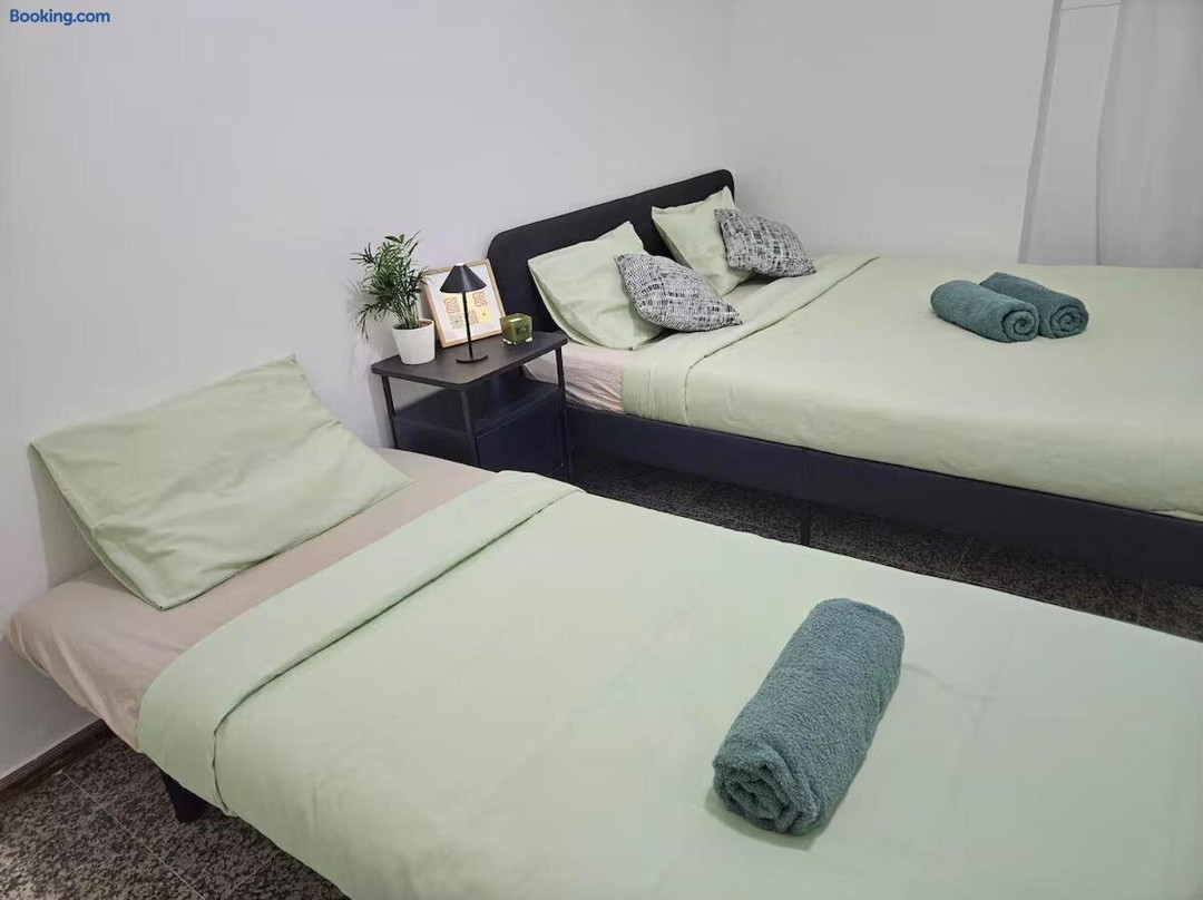 Guest Rooms Close Airport