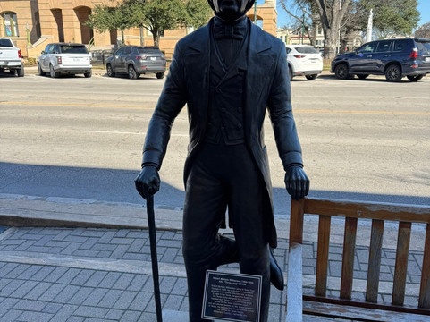 Statue of Three-Legged Willie-Georgetown必去景点