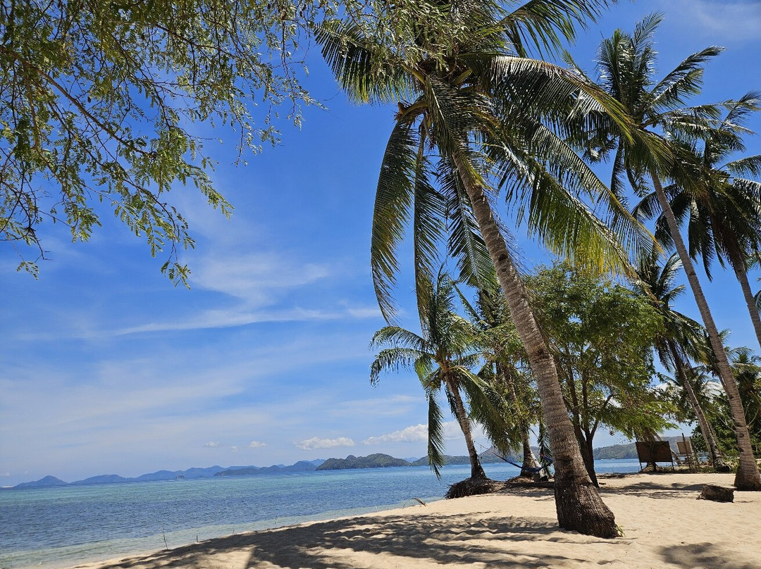 Adela 's Lakdayan beachcamp-Cheey必去景点