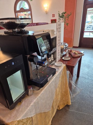 皮萨卡尼套房-官方