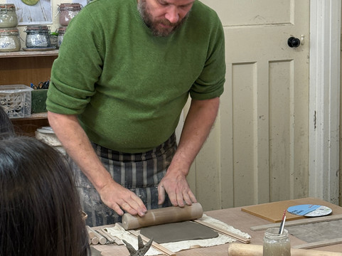 Alex Allpress Pottery School-Builth Wells必去景点