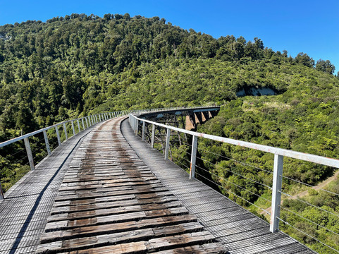 TCB Ski Board and Bike-奥阿库尼必去景点