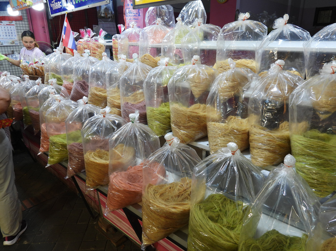 Sam Chuk Market-三出必去景点