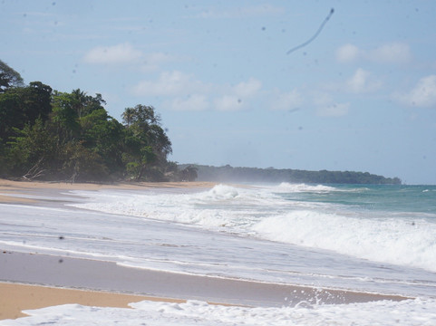 Playa Bluff-Bluff Beach必去景点