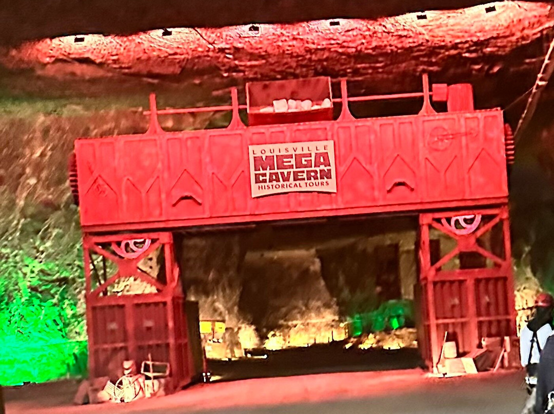 路易斯维尔巨洞-路易斯维尔必去景点