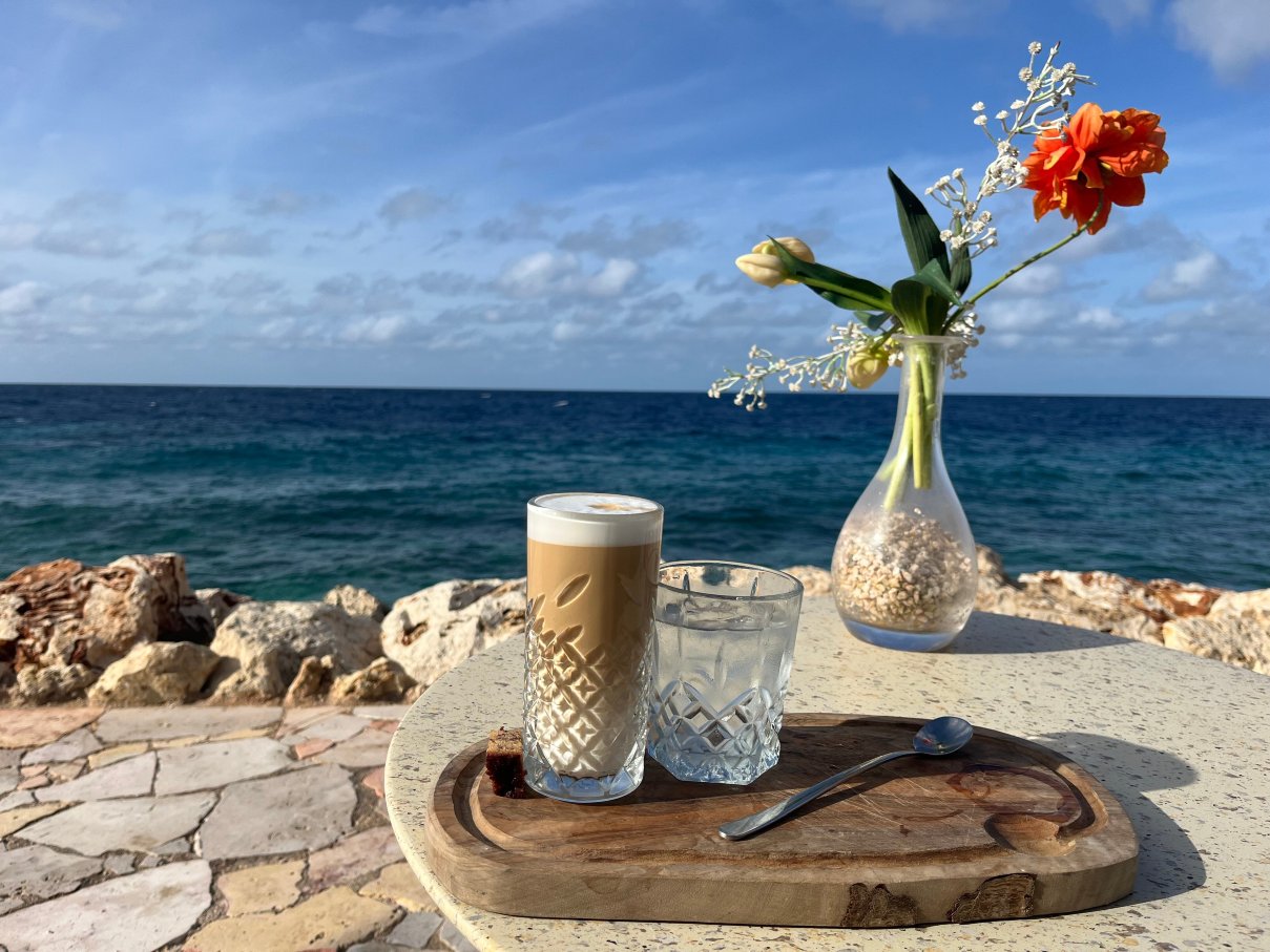 比杰布莱乌酒店-官方