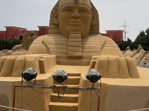 Sand City-赫尔格达必去景点